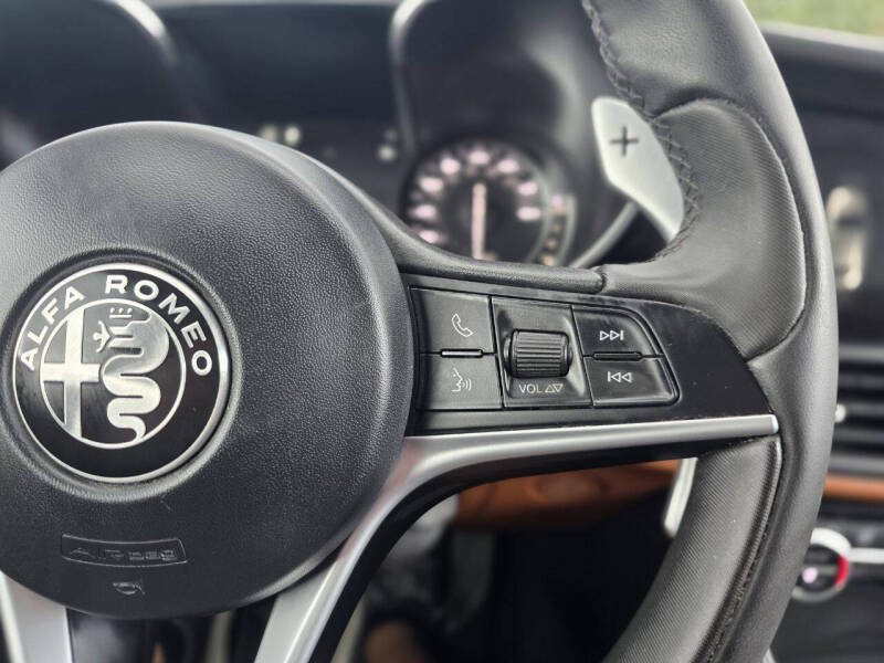 2017 Alfa Romeo Giulia