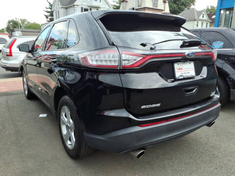 2018 Ford Edge SE