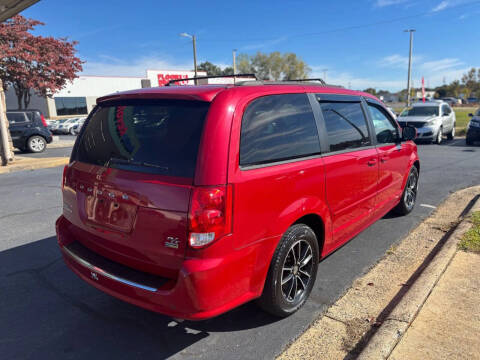 2016 Dodge Grand Caravan R/T