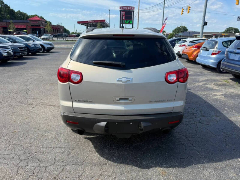 2009 Chevrolet Traverse LTZ