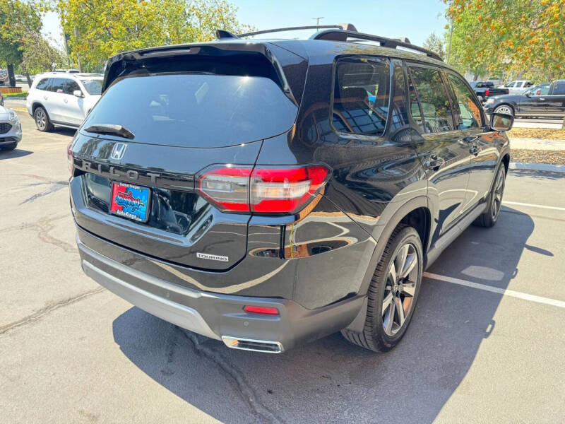 2023 Honda Pilot Touring