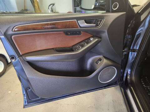 2017 Audi Q5 2.0T quattro Premium Plus