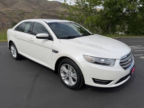 2017 Ford Taurus SEL