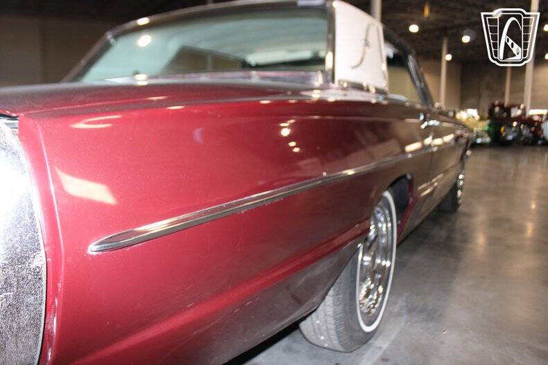 1964 Ford Thunderbird