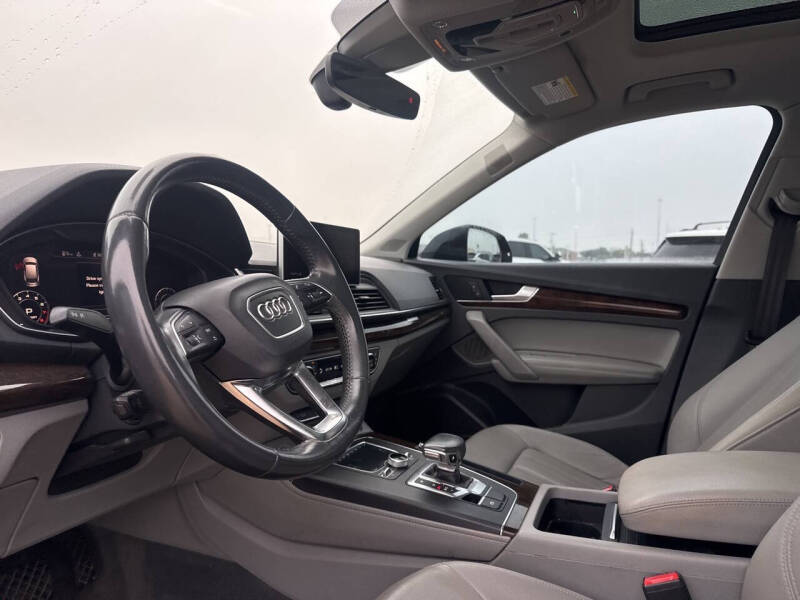 2019 Audi Q5 quattro Premium Plus 45 TFSI