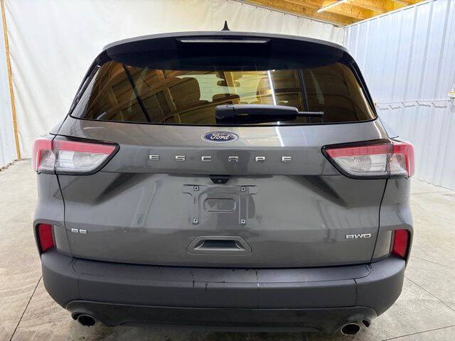 2022 Ford Escape SE