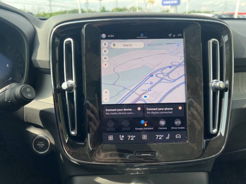 2026 Volvo XC40 B5 Core