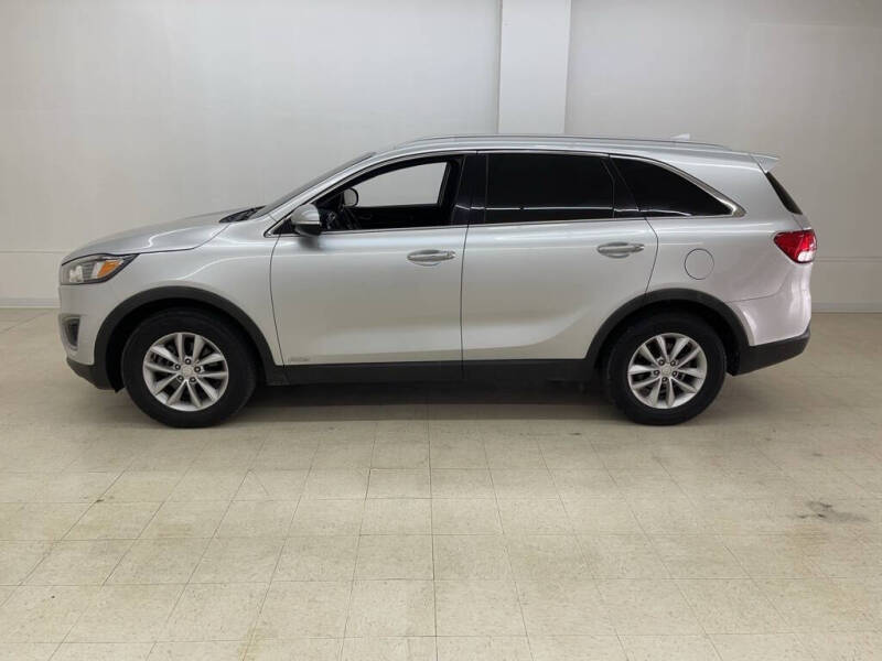 Used 2018 Kia Sorento LX with VIN 5XYPGDA31JG432263 for sale in Celina, OH