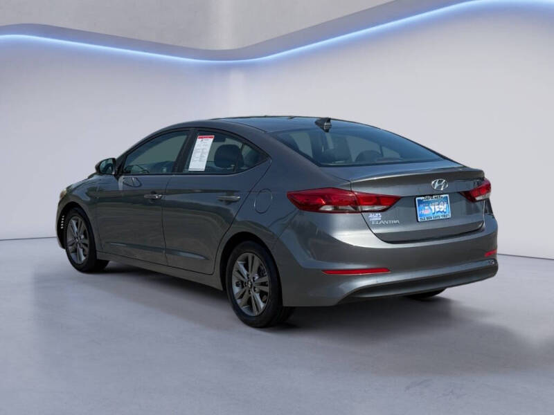 2018 Hyundai Elantra