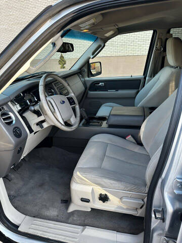 2010 Ford Expedition XLT