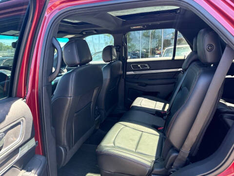 2017 Ford Explorer Sport