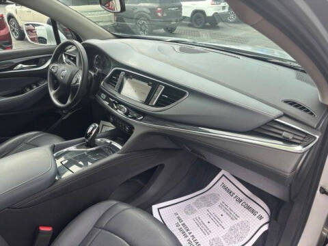 2018 Buick Enclave Essence