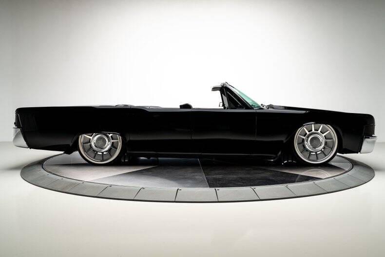 1965 Lincoln Continental