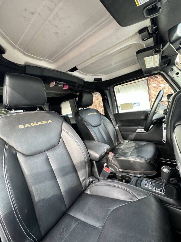 2013 Jeep Wrangler Unlimited Sahara