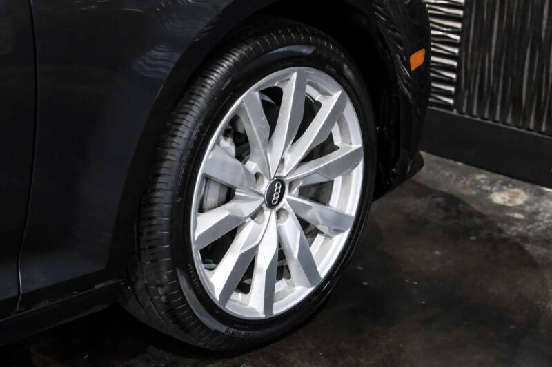 2017 Audi A4 2.0T Premium