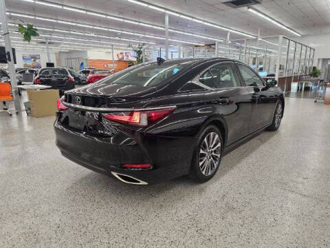 2019 Lexus ES 350 Luxury