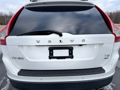 2012 Volvo XC60 T6 Premier Plus