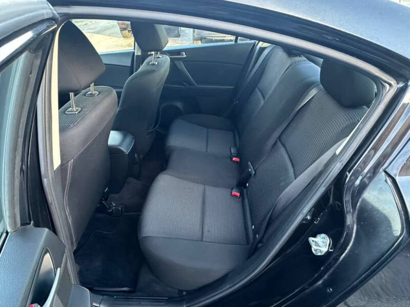 2013 Mazda MAZDA3 i Sport