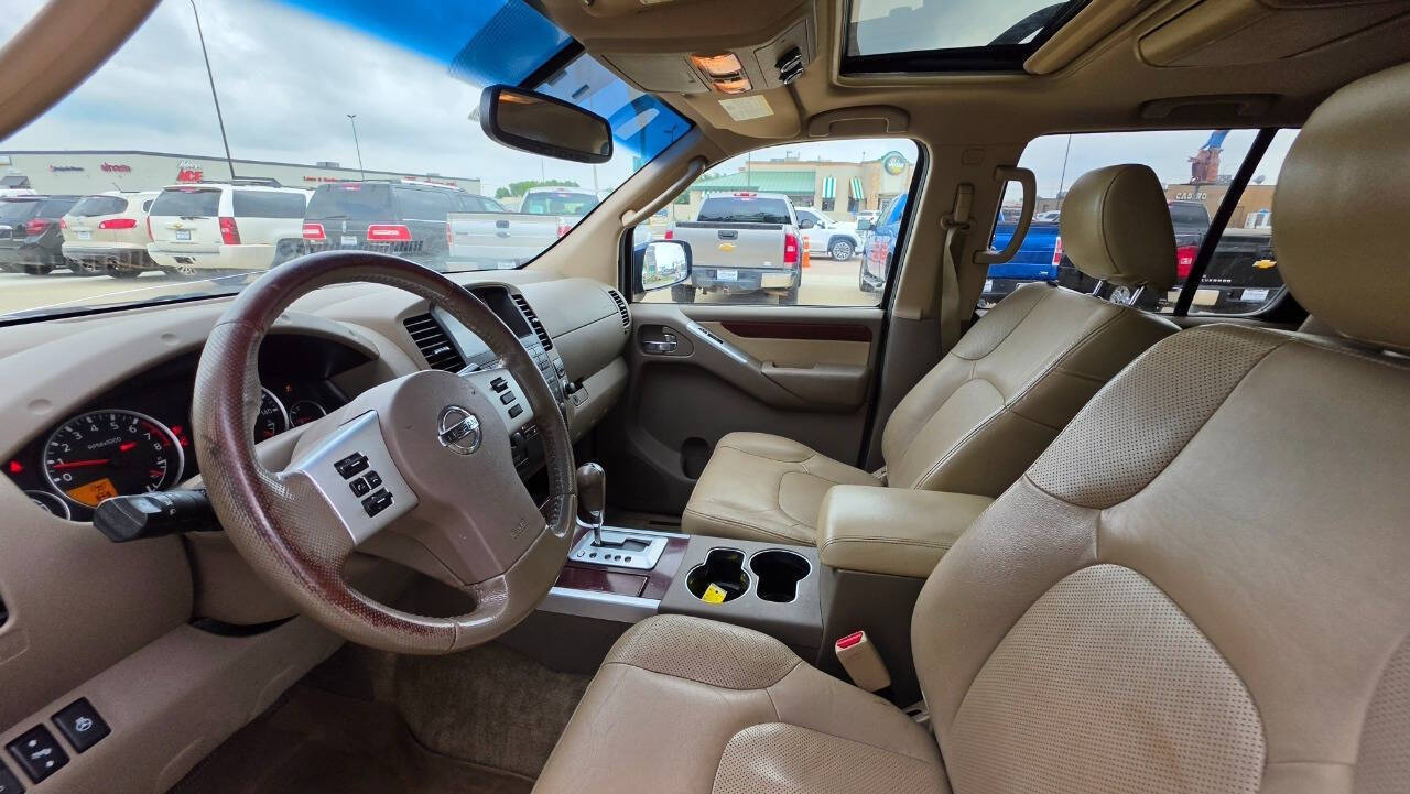 2012 Nissan Pathfinder LE 4x4 4dr SUV - Navy Blue exterior view 5