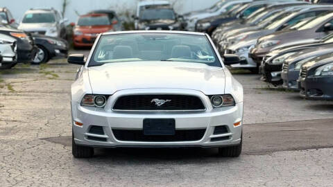 2013 Ford Mustang V6