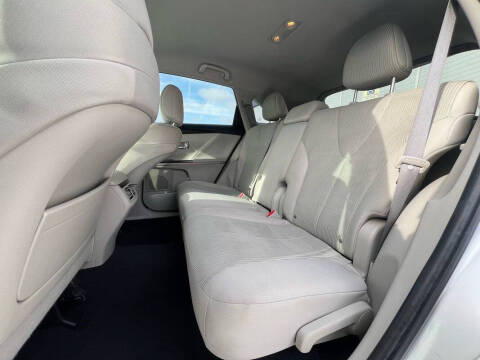 2010 Toyota Venza AWD 4cyl