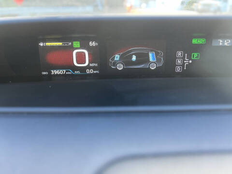 2016 Toyota Prius Four Touring
