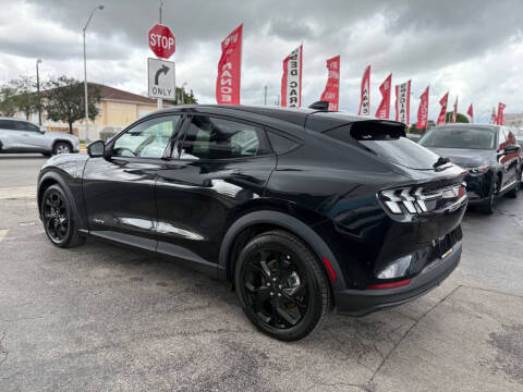 2024 Ford Mustang Mach-E Select