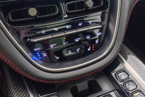 2022 Aston Martin DBX