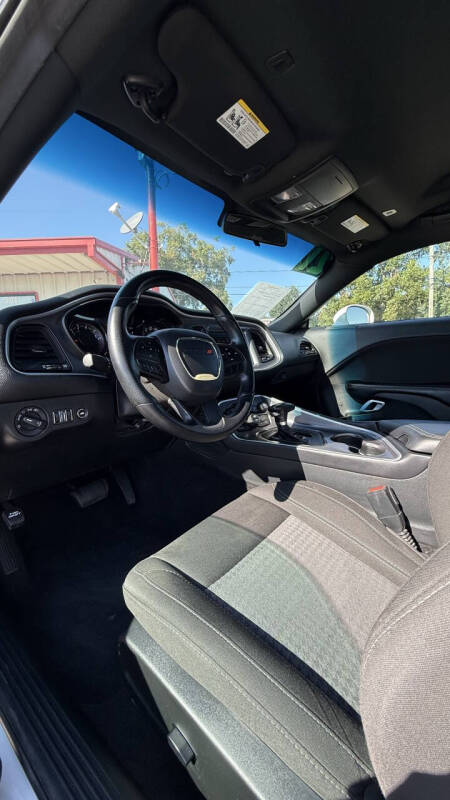 2021 Dodge Challenger SXT