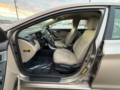 2014 Hyundai Elantra SE