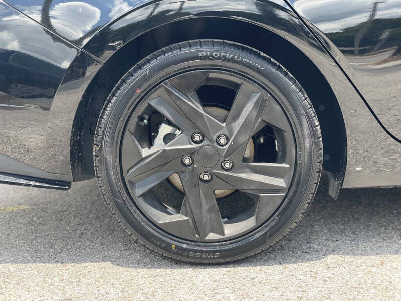 2023 Hyundai Elantra