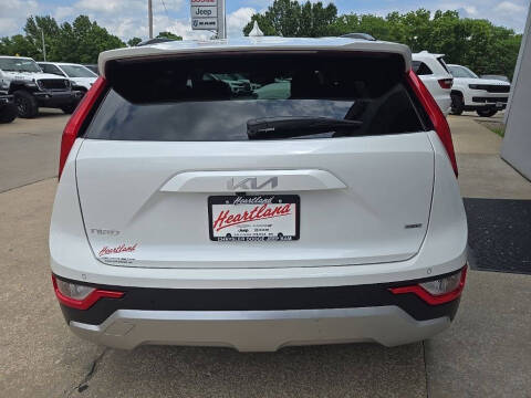 2024 Kia Niro EX