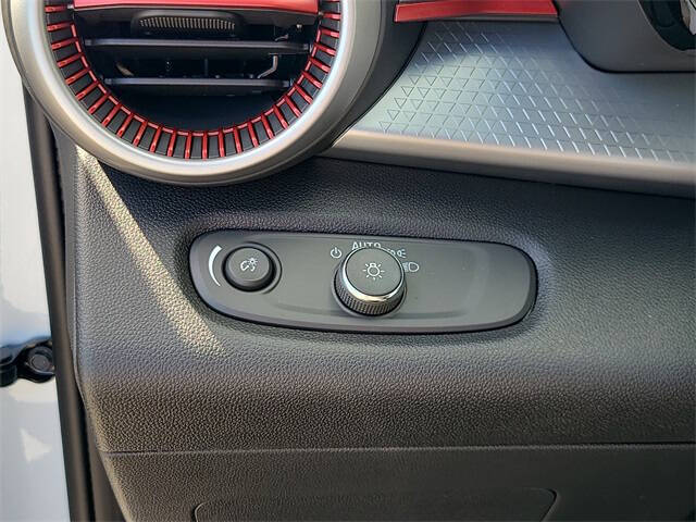 2026 Chevrolet Trax RS