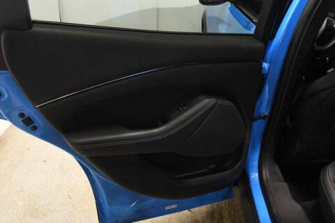 2022 Ford Mustang Mach-E Select