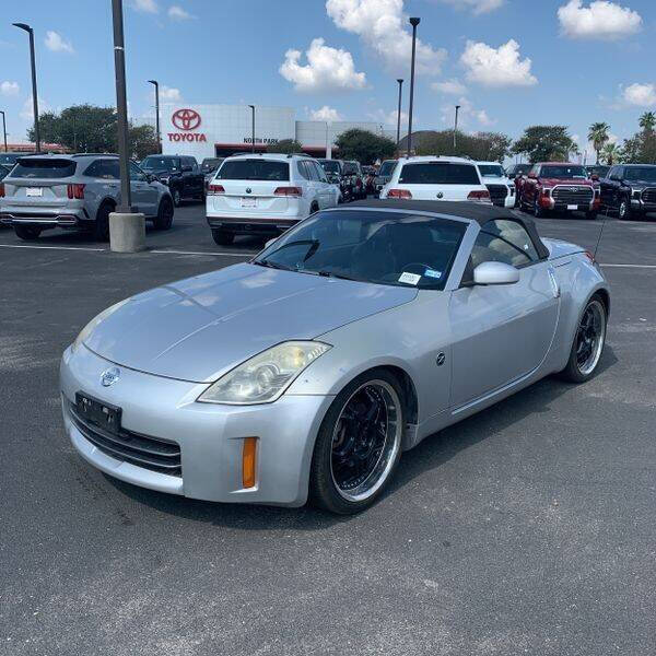 2006 Nissan 350Z for sale at TWILIGHT AUTO SALES in San Antonio TX