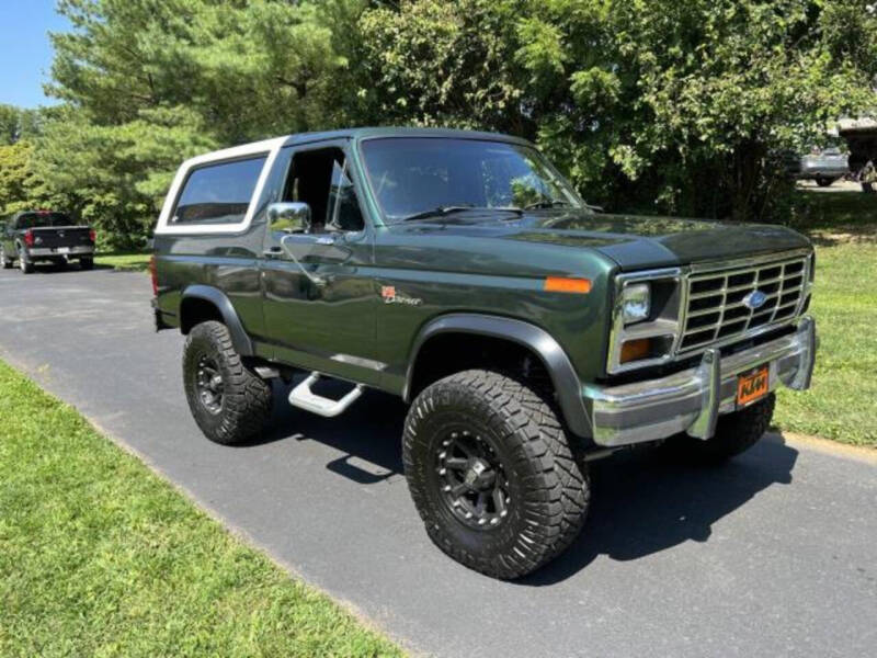 1986 Ford Bronco's photo