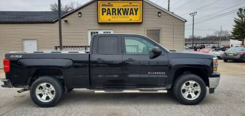 2014 Chevrolet Silverado 1500 for sale at Parkway Motors in Springfield IL