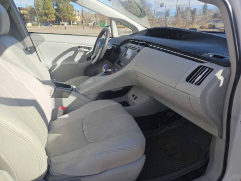 2012 Toyota Prius Two