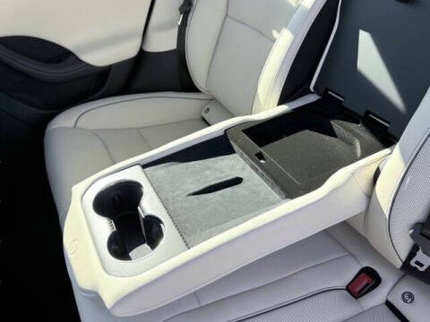 2023 Tesla Model S Plaid