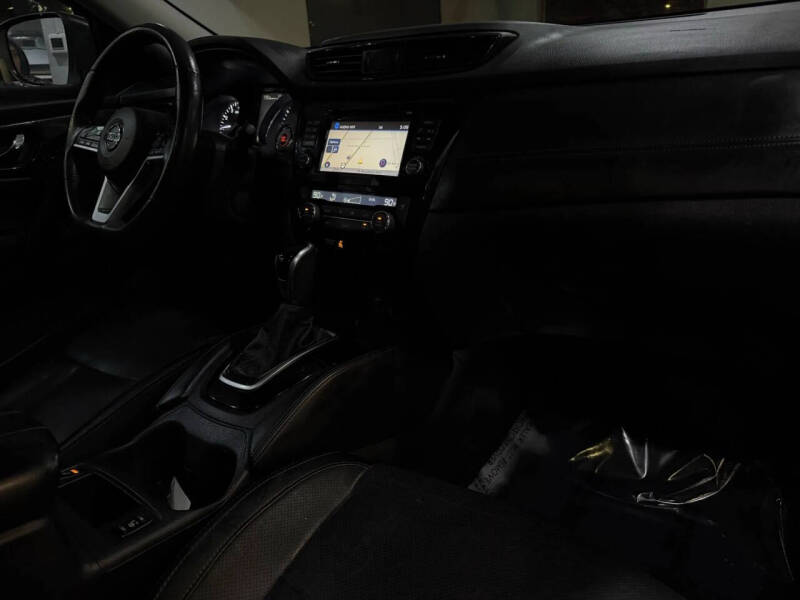 2017 Nissan Rogue Hybrid