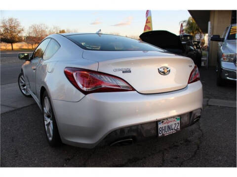2013 Hyundai Genesis Coupe 2.0T Premium