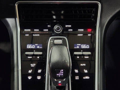 2023 Porsche Panamera