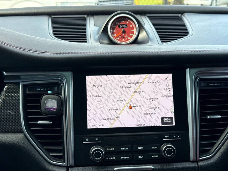 2017 Porsche Macan GTS