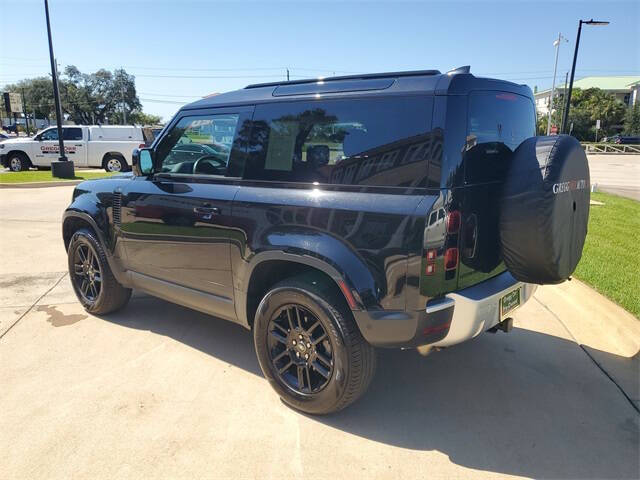 2024 Land Rover Defender 90 P300 S