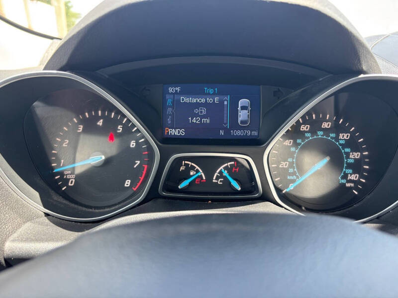 2015 Ford Escape S