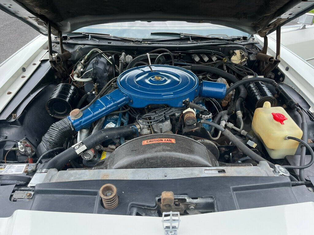 1976 Lincoln Continental 71