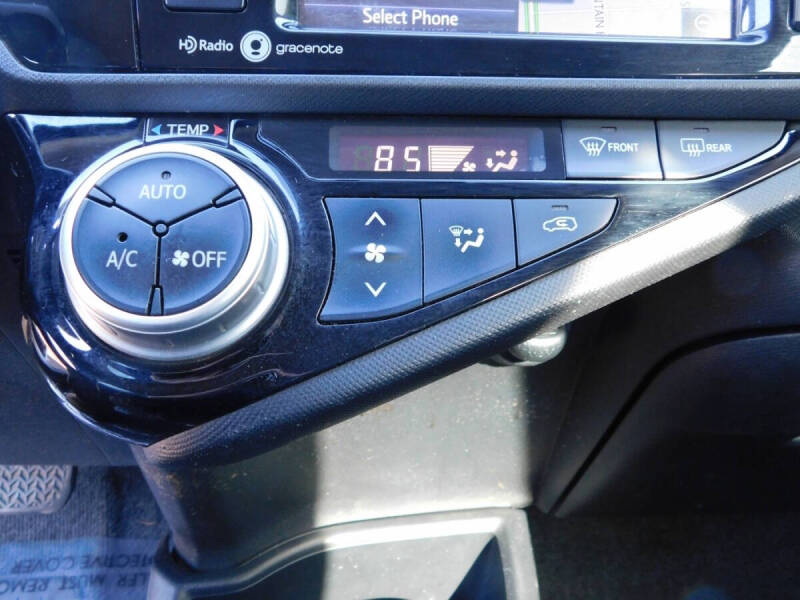 2015 Toyota Prius c