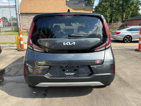 2023 Kia Soul LX
