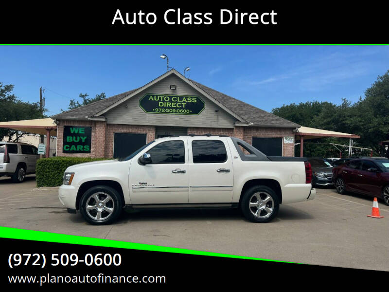 2011 Chevrolet Avalanche for sale at Auto Class Direct in Plano TX