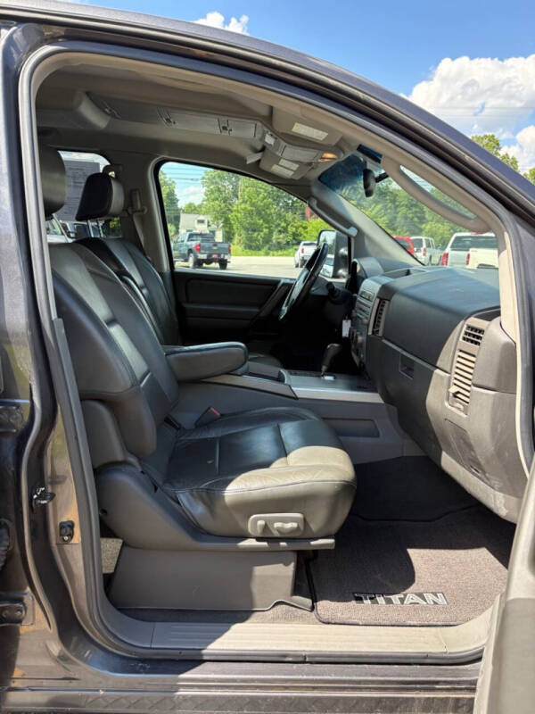 2005 Nissan Titan XE